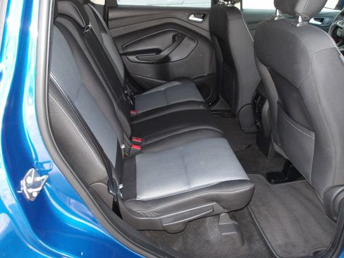 Used 2019 Ford Escape SE AWD/4WD image 25