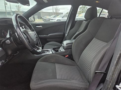 Used 2022 Dodge Charger GT w/ Blacktop Package image 11