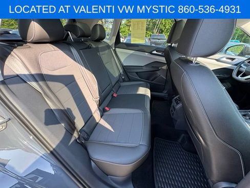 Certified 2024 Volkswagen Taos SE AWD/4WD image 19