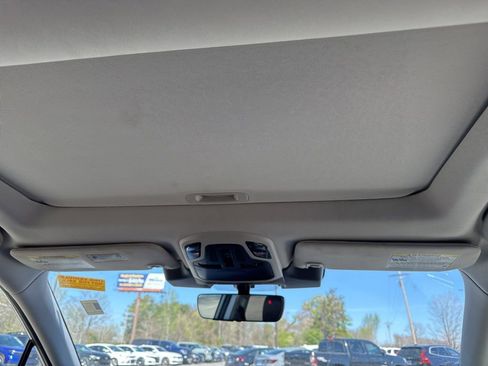 Used 2025 Subaru Outback Onyx Edition image 16