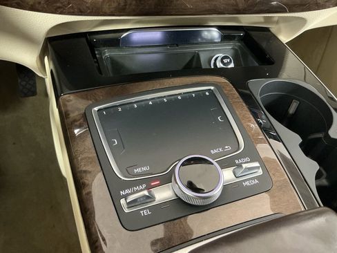 Used 2018 Audi Q7 3.0T Premium Plus w/ Premium Plus Package image 15