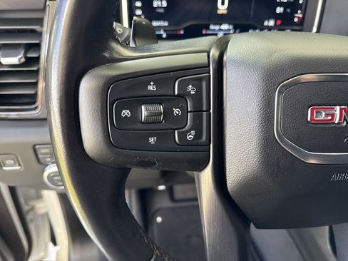 Used 2023 GMC Sierra 1500 AT4 w/ Technology Package AWD/4WD image 14