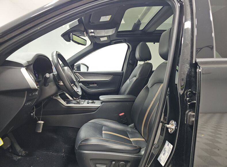 Used 2024 MAZDA CX-90 Plug-In Hybrid w/ Premium Plus AWD/4WD image 10