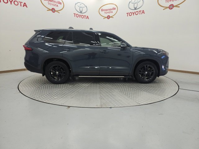 Used 2025 Toyota Grand Highlander FWD image 3