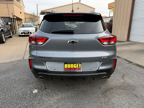 Used 2021 Chevrolet TrailBlazer RS w/ Sun and Liftgate Package image 6