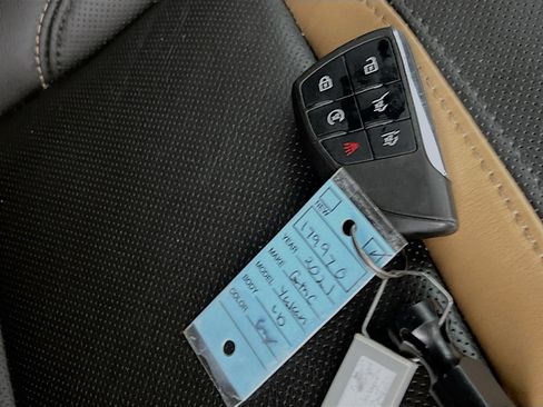 Used 2021 GMC Yukon AT4 w/ AT4 Premium Plus Package image 36