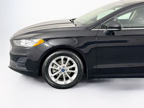 Used 2020 Ford Fusion SE FWD image 39
