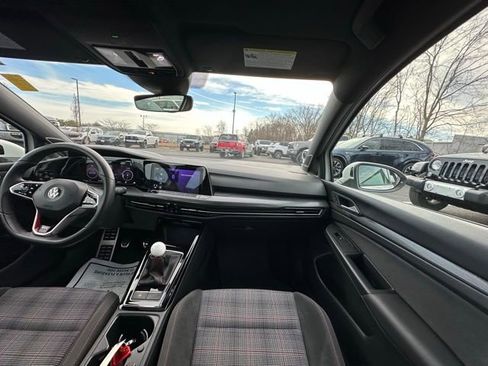 Used 2023 Volkswagen GTI Autobahn image 30