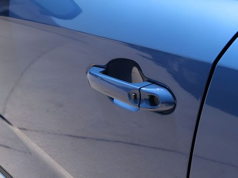 New 2025 VinFast VF 8 Plus AWD/4WD image 30