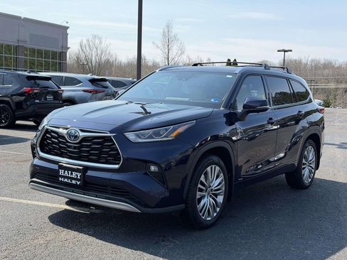 Used 2023 Toyota Highlander Platinum image 23