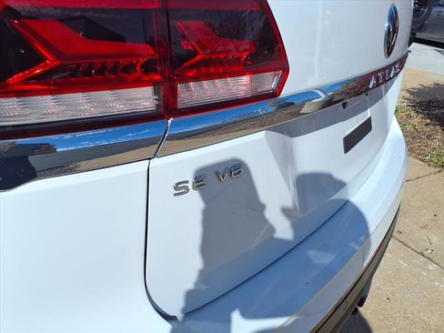Used 2022 Volkswagen Atlas SE image 30