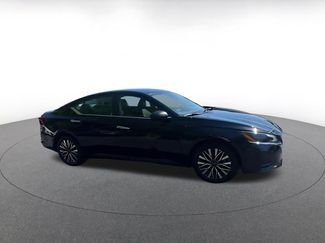 Used 2025 Nissan Altima 2.5 SV FWD video 2