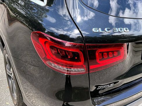 Used 2020 Mercedes-Benz GLC 300 4MATIC image 20
