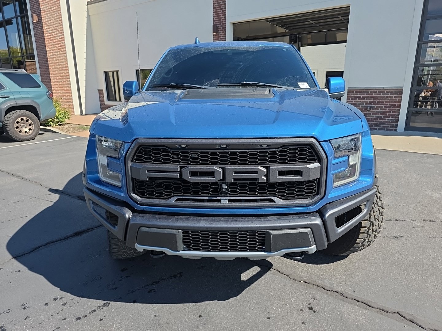 Used 2020 Ford F150 Raptor w/ Equipment Group 802A Luxury AWD/4WD image 3