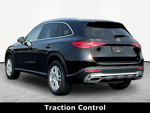 Used 2023 Mercedes-Benz GLC 300 4MATIC image 4