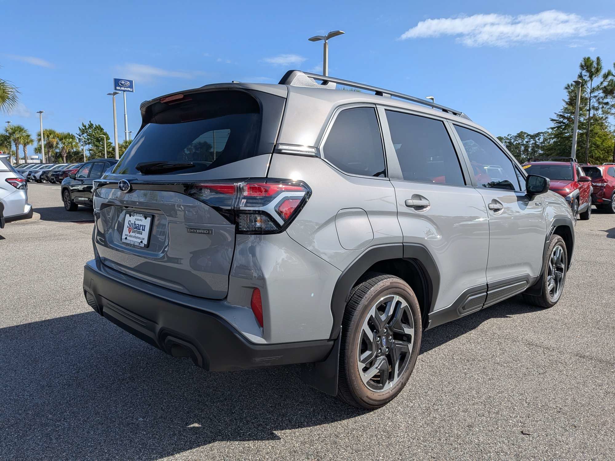 Used 2025 Subaru Forester Premium AWD/4WD image 4