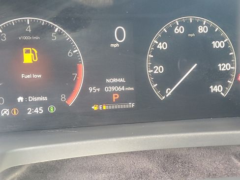Used 2025 Honda Pilot EX-L image 26