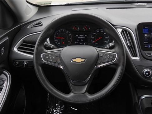 Used 2024 Chevrolet Malibu LT image 15