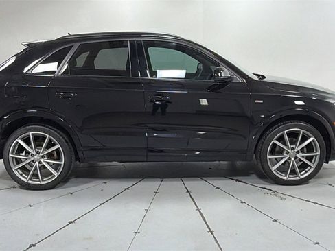 Used 2018 Audi Q3 2.0T Premium Plus w/ S Line Competition Package image 6