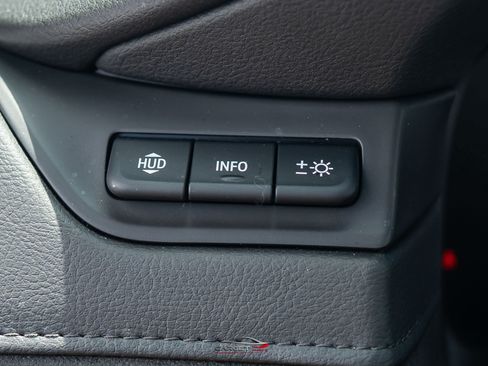 Used 2019 Cadillac Escalade ESV Premium Luxury AWD/4WD image 36