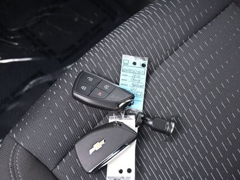 Used 2026 Chevrolet Equinox LT FWD image 20