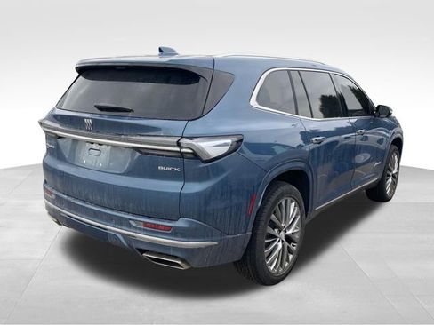 Certified 2025 Buick Enclave Avenir w/ Super Cruise Package image 2