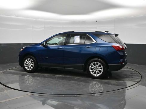 Used 2019 Chevrolet Equinox LT w/ Sun & Navigation Package AWD/4WD image 5