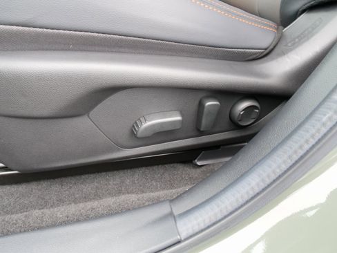 Used 2024 Subaru Crosstrek 2.5i Limited w/ Popular Package #4A image 16