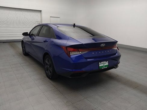 Used 2023 Hyundai Elantra SEL FWD image 5
