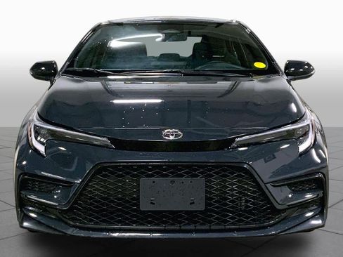 Used 2025 Toyota Corolla SE w/ Convenience Package FWD image 4
