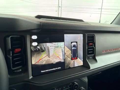 New 2026 Ford Bronco Raptor w/ Interior Carbon Fiber Pack AWD/4WD image 18