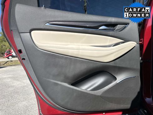 Used 2021 Buick Enclave Essence w/ Sound and Sites Package image 14