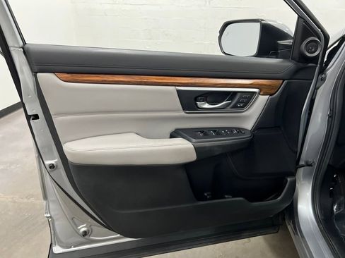 Used 2017 Honda CR-V Touring image 13