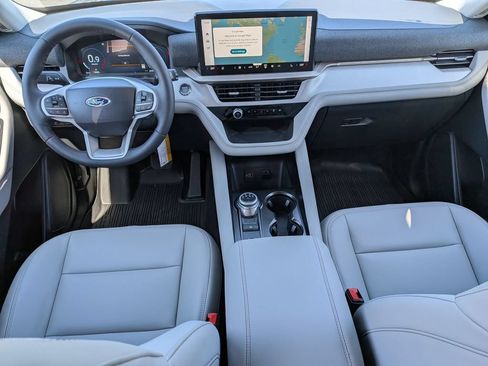 New 2026 Ford Explorer Active w/ Active Comfort Package AWD/4WD image 18