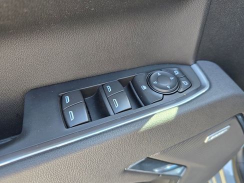 Used 2025 Chevrolet Silverado 1500 LT Trail Boss w/ Convenience Package II AWD/4WD image 27