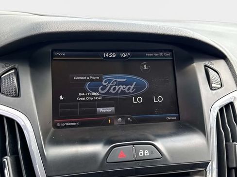 Used 2014 Ford Focus Titanium FWD image 22