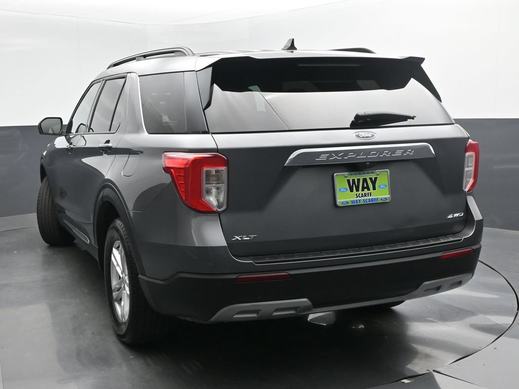 Used 2023 Ford Explorer XLT w/ Equipment Group 202A AWD/4WD image 29