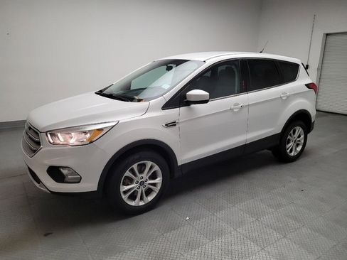 Used 2019 Ford Escape SE AWD/4WD image 2