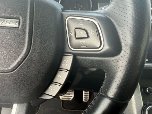 Used 2017 Land Rover Range Rover Evoque HSE Dynamic image 24