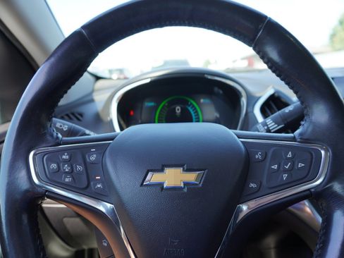 Used 2018 Chevrolet Volt Premier w/ Driver Confidence Package FWD image 22