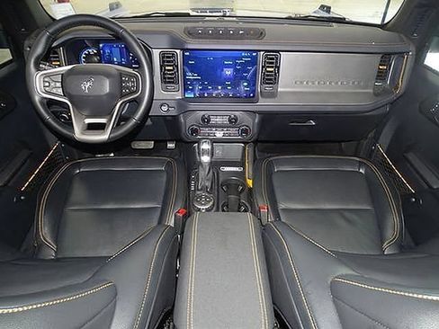 Used 2024 Ford Bronco Badlands AWD/4WD image 29
