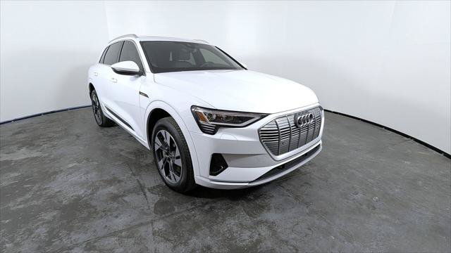 Used 2023 Audi e-tron Premium AWD/4WD image 8