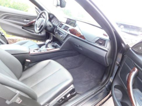 Used 2015 BMW 428i Convertible image 22