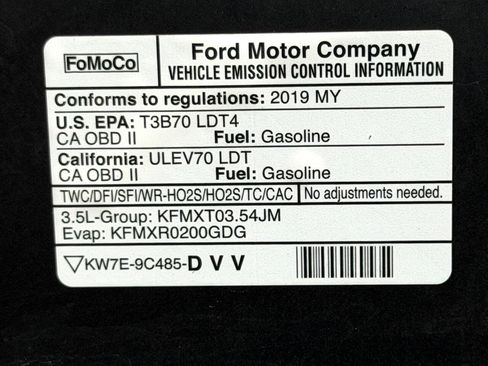 Used 2019 Ford F150 Raptor w/ Equipment Group 801A Mid image 17