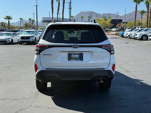 Used 2026 Subaru Forester Premium AWD/4WD image 4
