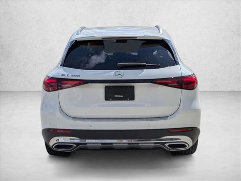 Certified 2026 Mercedes-Benz GLC 300 image 6