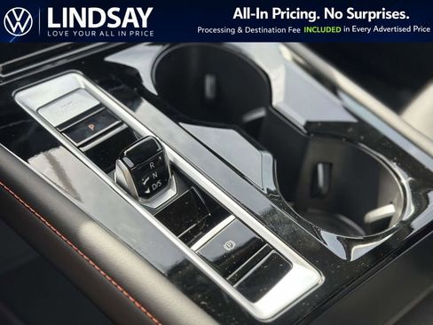 New 2026 Volkswagen Atlas Peak Edition AWD/4WD image 16