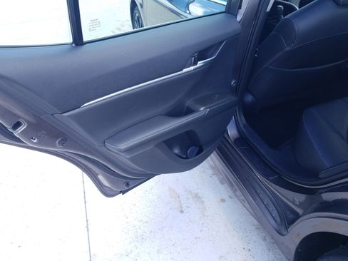 Used 2023 Toyota Camry XSE image 11