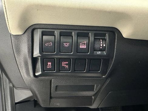 Used 2020 Subaru Ascent Limited w/ Technology Package image 35