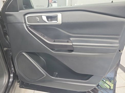 Used 2020 Ford Explorer XLT w/ Equipment Group 202A RWD image 25